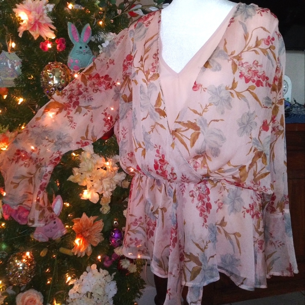 Vince Camuto Blouse Size Large Champagne Cami Under Shirt Connected